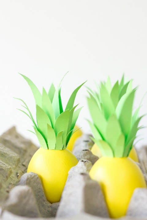 DIY-Pineapple-Easter-Eggs4-600x900