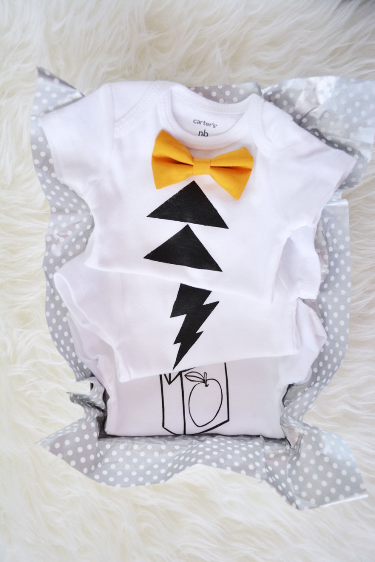 DIY-Painted-Onesie-for-Gifts