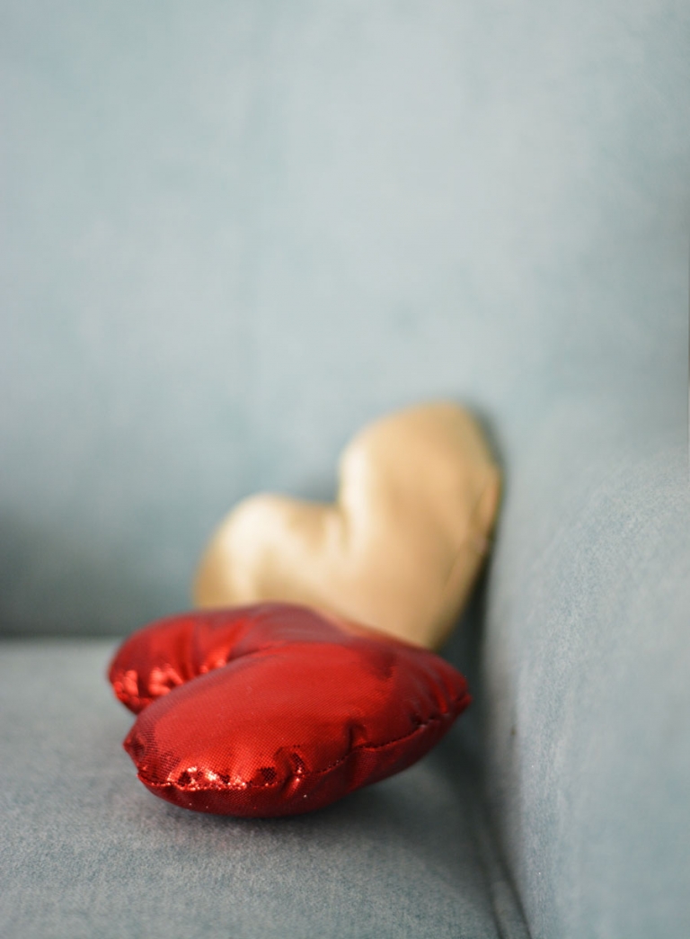 diy-valetines-day-pillow