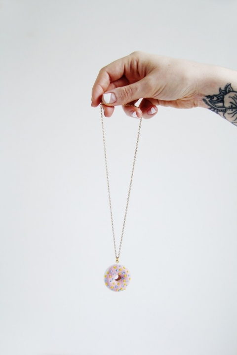 Fall-For-DIY-and-Mollie-Makes-Donut-Necklace