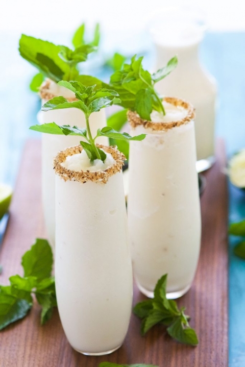Toasted-Frozen-Coconut-Mojitos